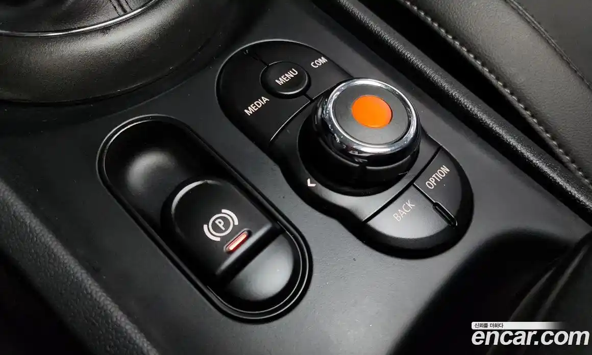 Mini Clubman 2021 1.5 Автомат в Москве № 187374, фото 19