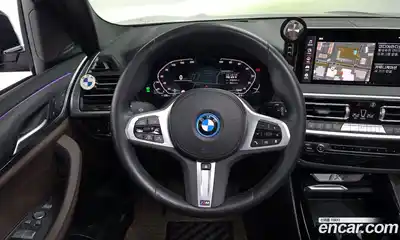 BMW iX3 2023 0.2 Автомат в Москве № 188980, миниатюра 4
