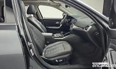 BMW 3-Series 2021 2.0 Автомат в Москве № 192877, миниатюра 8