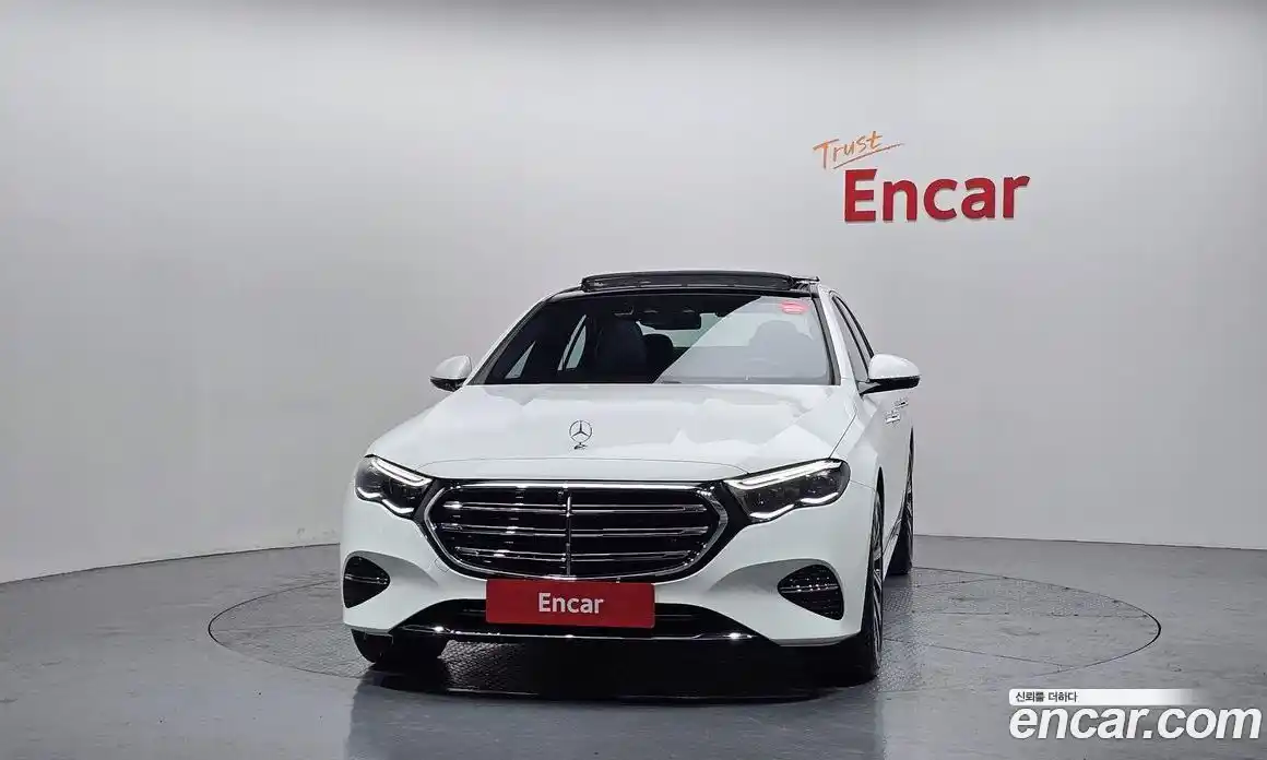 Mercedes-Benz E-Class 2025 2.0 Автомат в Москве № 193780, фото 12