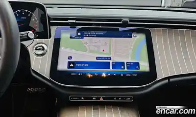 Mercedes-Benz E-Class 2025 2.0 Автомат в Москве № 193780, миниатюра 3