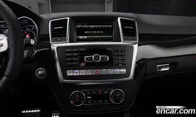 Mercedes-Benz M-Class, 2015