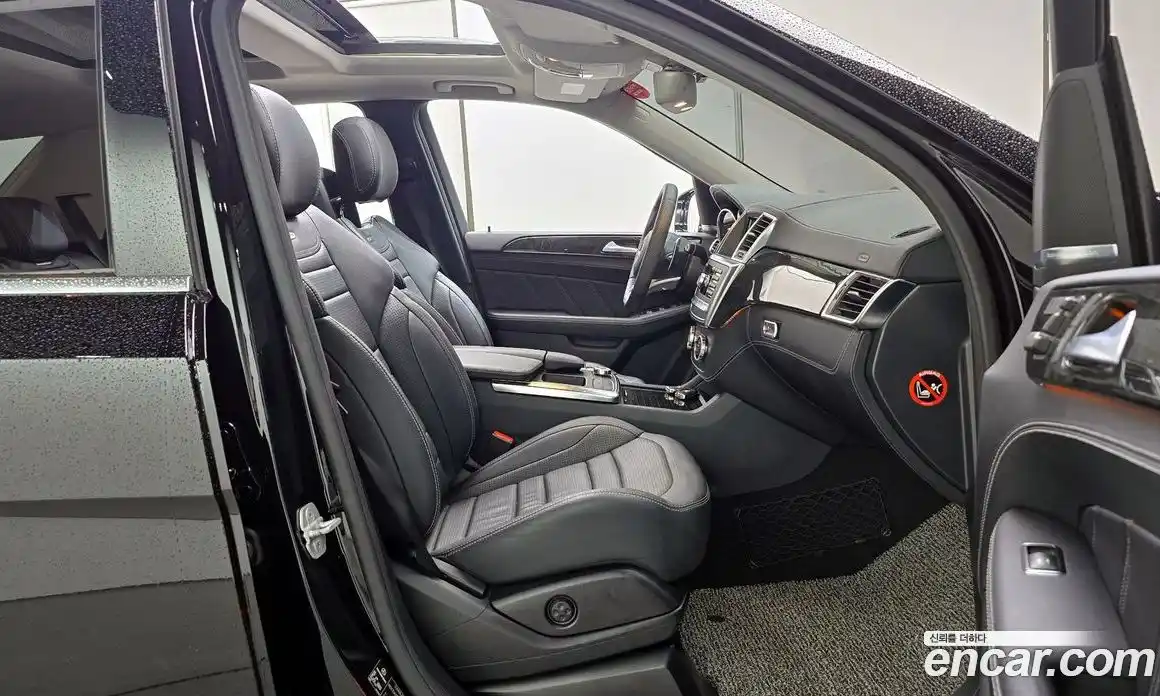 Mercedes-Benz M-Class 2015 5.5 Автомат в Москве № 194630, фото 17