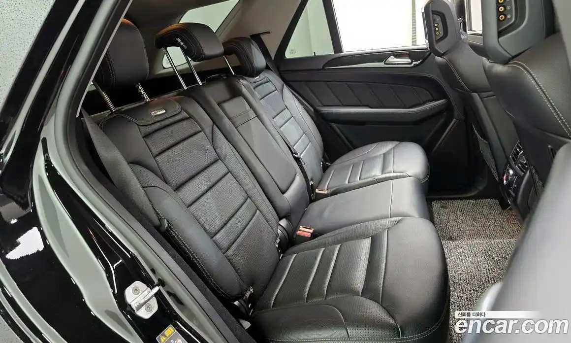 Mercedes-Benz M-Class 2015 5.5 Автомат в Москве № 194630, фото 19