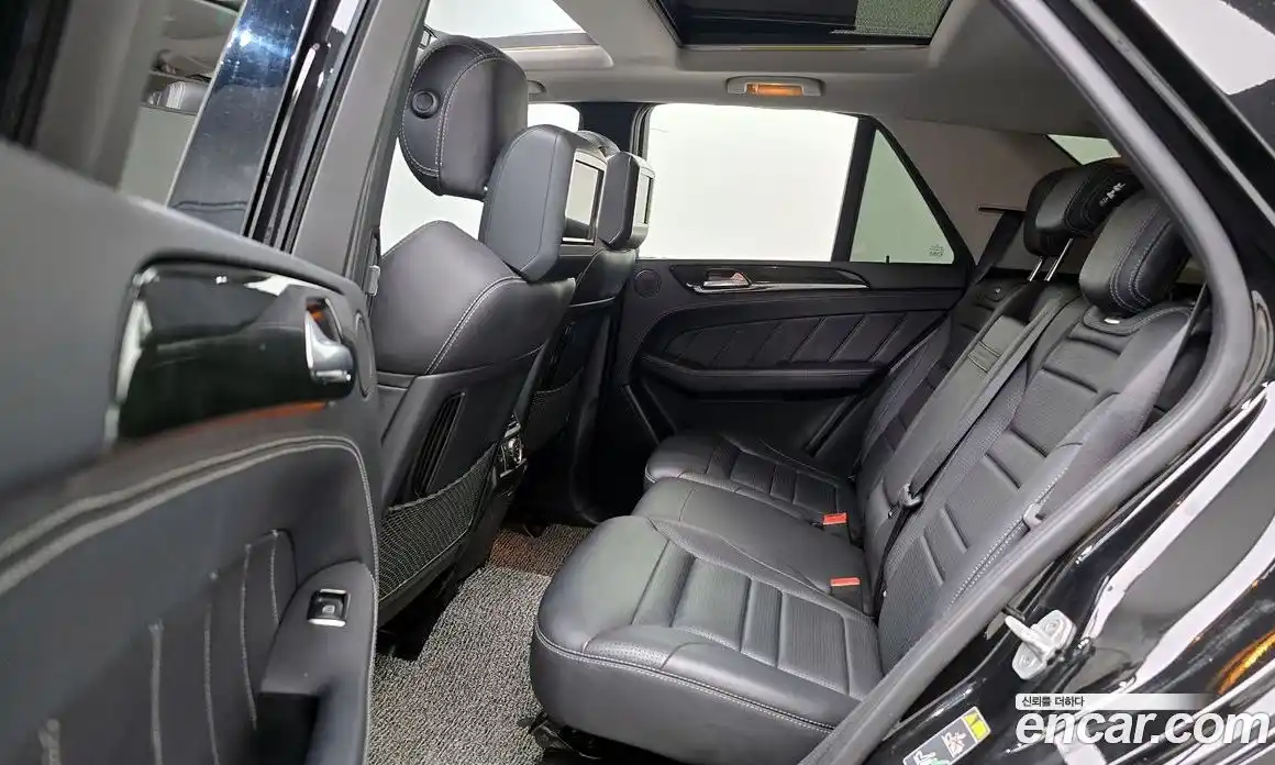 Mercedes-Benz M-Class 2015 5.5 Автомат в Москве № 194630, фото 9