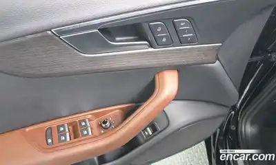 Audi A4 2019 2.0 Автомат в Москве № 196129, миниатюра 10