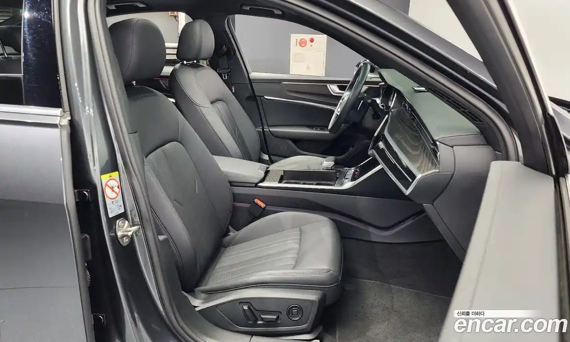 Audi A6 2023 2.0 Автомат в Москве № 196166, фото 13