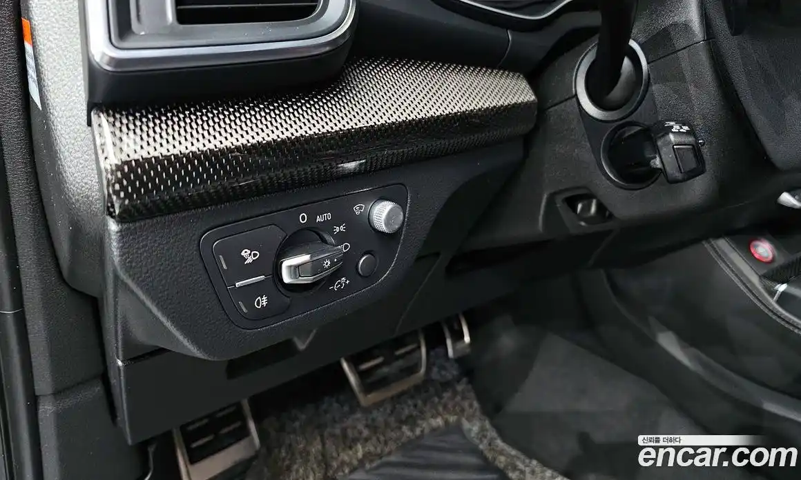 Audi SQ5 2020 3.0 Автомат в Москве № 196341, фото 16