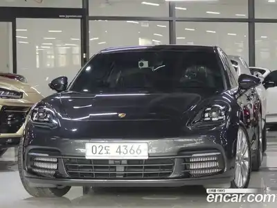 Porsche Panamera, 2018