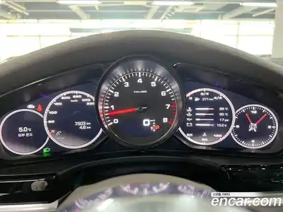 Porsche Panamera 2018 2.9 Автомат в Москве № 197766, миниатюра 5