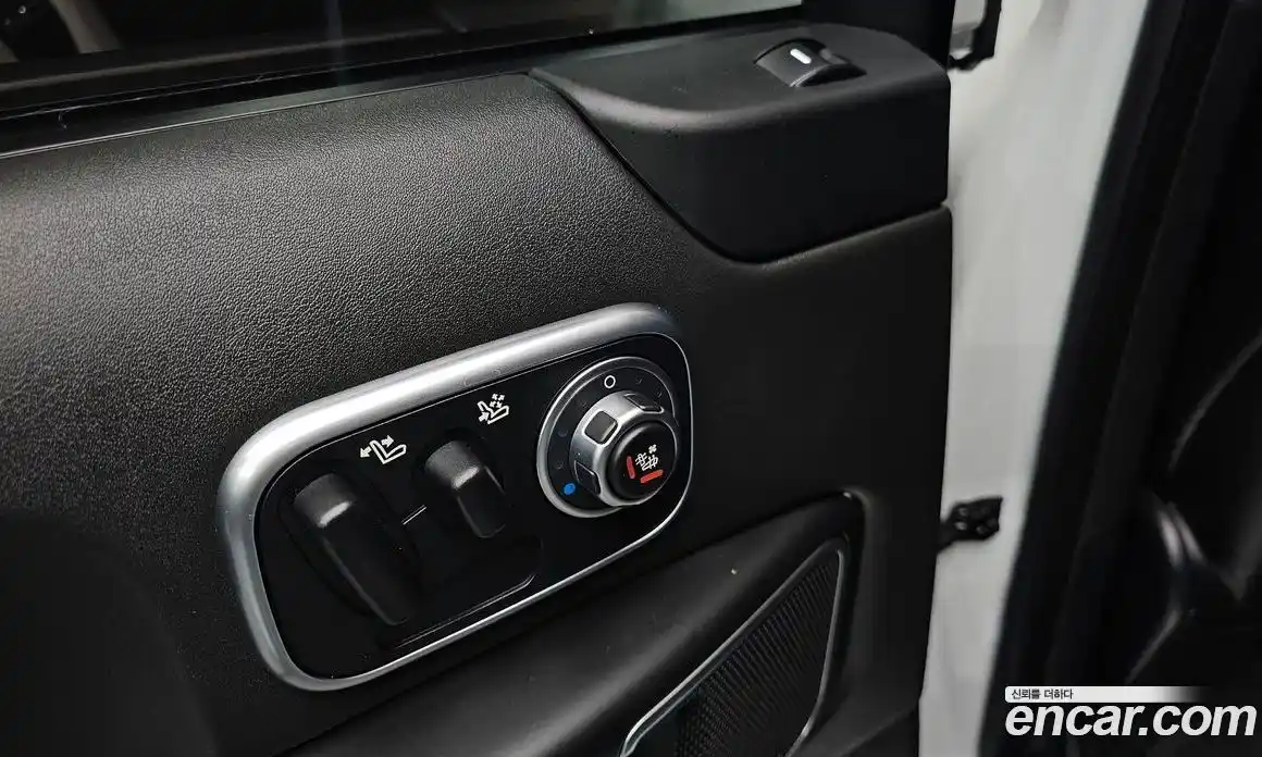 Land Rover Range-Rover 2012 4.4 Автомат в Москве № 198188, фото 18