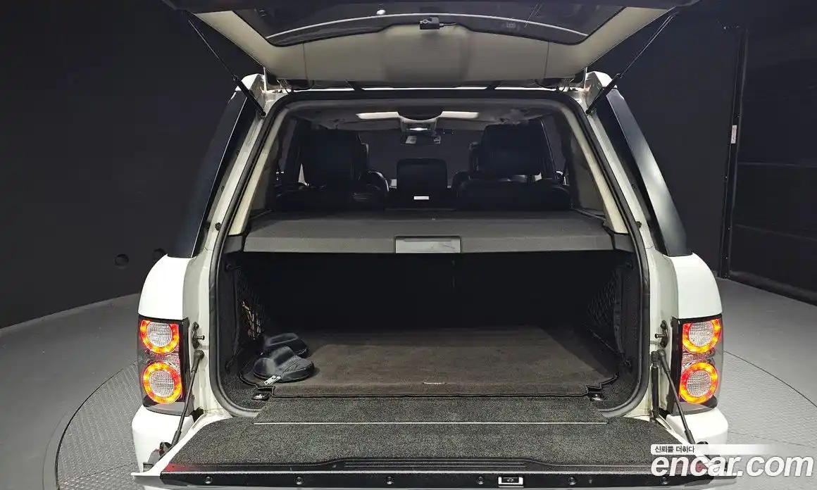 Land Rover Range-Rover 2012 4.4 Автомат в Москве № 198188, фото 20