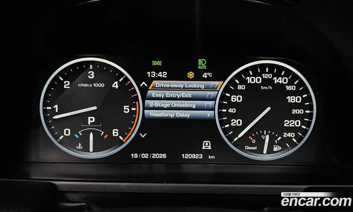 Land Rover Range-Rover 2012 4.4 Автомат в Москве № 198188, фото 8