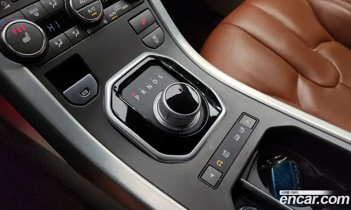 Land Rover Range-Rover Evoque 2013 2.2 Автомат в Москве № 198218, фото 12