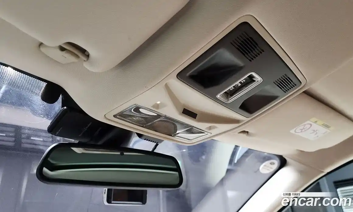 Land Rover Range-Rover Evoque 2013 2.2 Автомат в Москве № 198218, фото 20