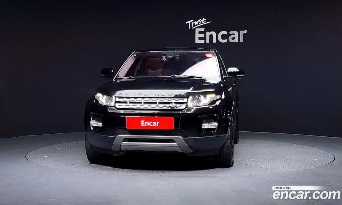 Land Rover Range-Rover Evoque 2013 2.2 Автомат в Москве № 198218, фото 2