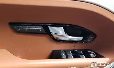 Land Rover Range-Rover Evoque 2013 2.2 Автомат в Москве № 198218, миниатюра 6