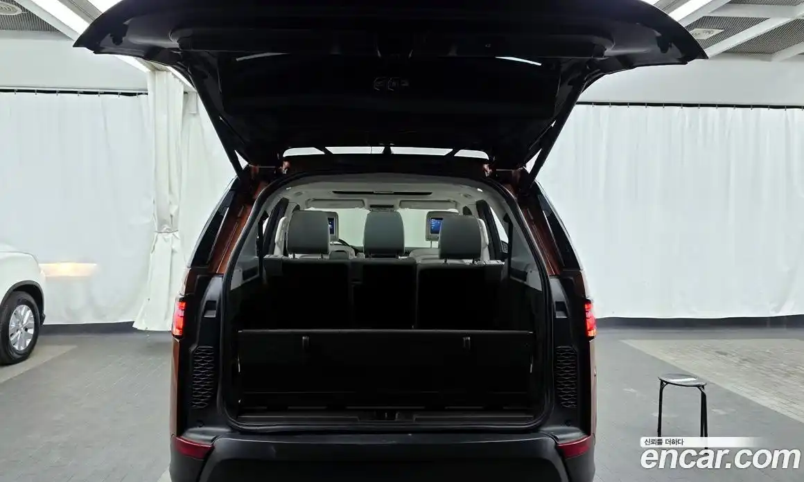 Land Rover Discovery 2017 3.0 Автомат в Москве № 198239, фото 14