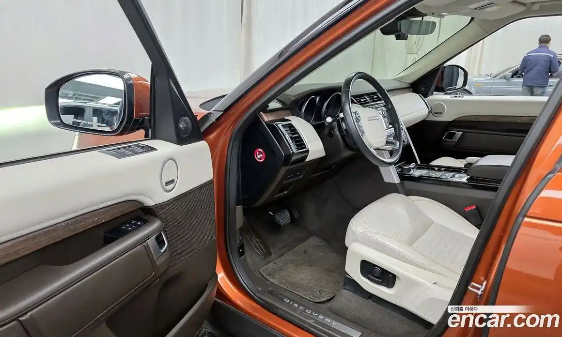Land Rover Discovery 2017 3.0 Автомат в Москве № 198239, фото 17