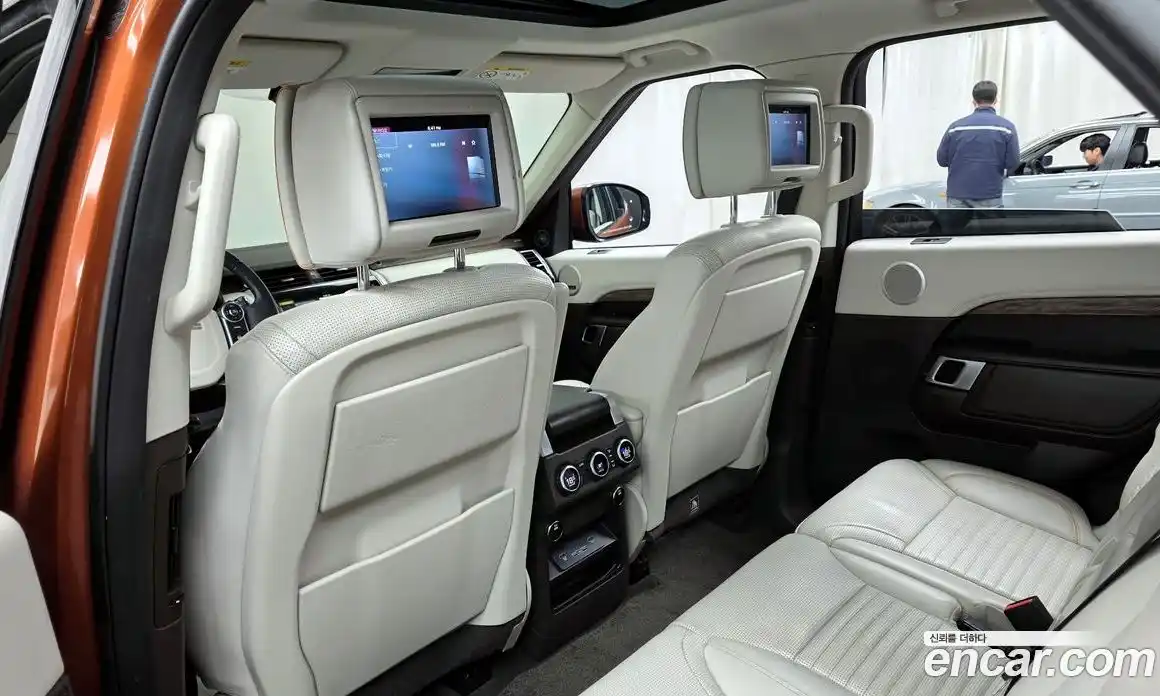 Land Rover Discovery 2017 3.0 Автомат в Москве № 198239, фото 2