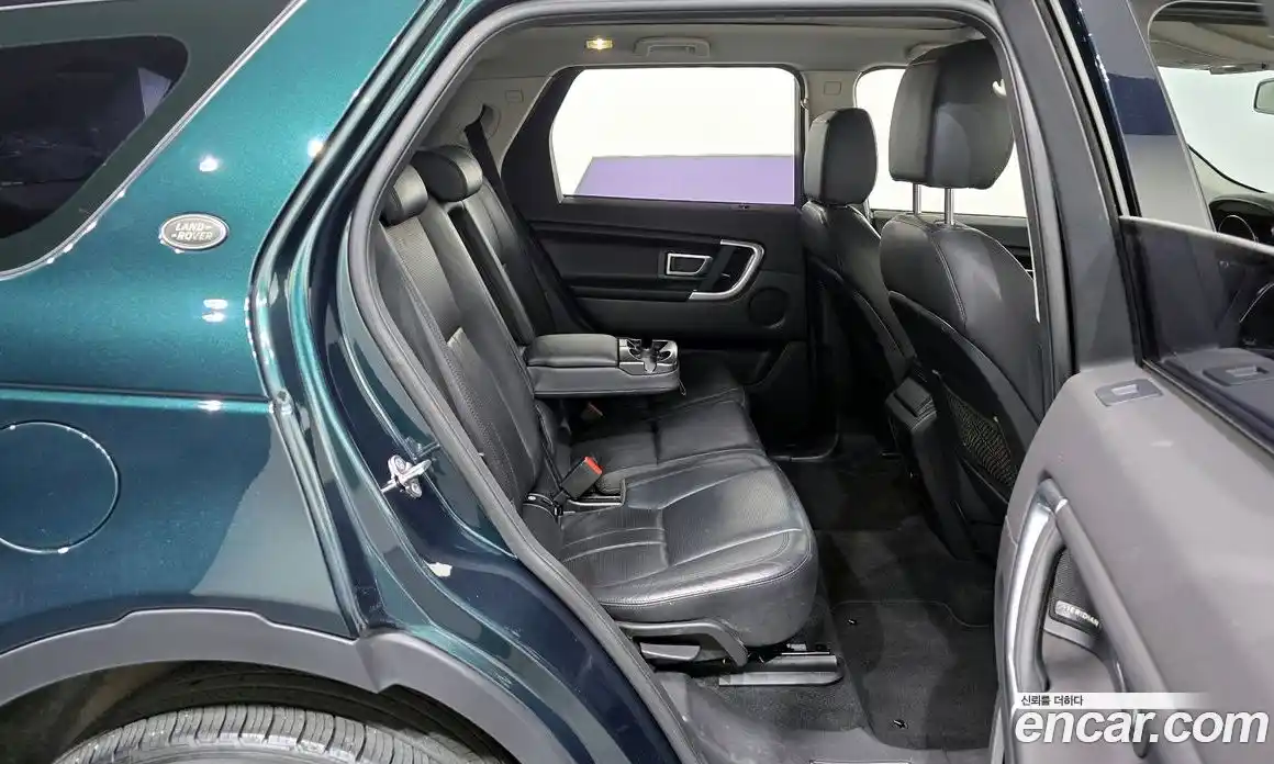 Land Rover Discovery Sport 2017 2.0 Автомат в Москве № 198293, фото 12