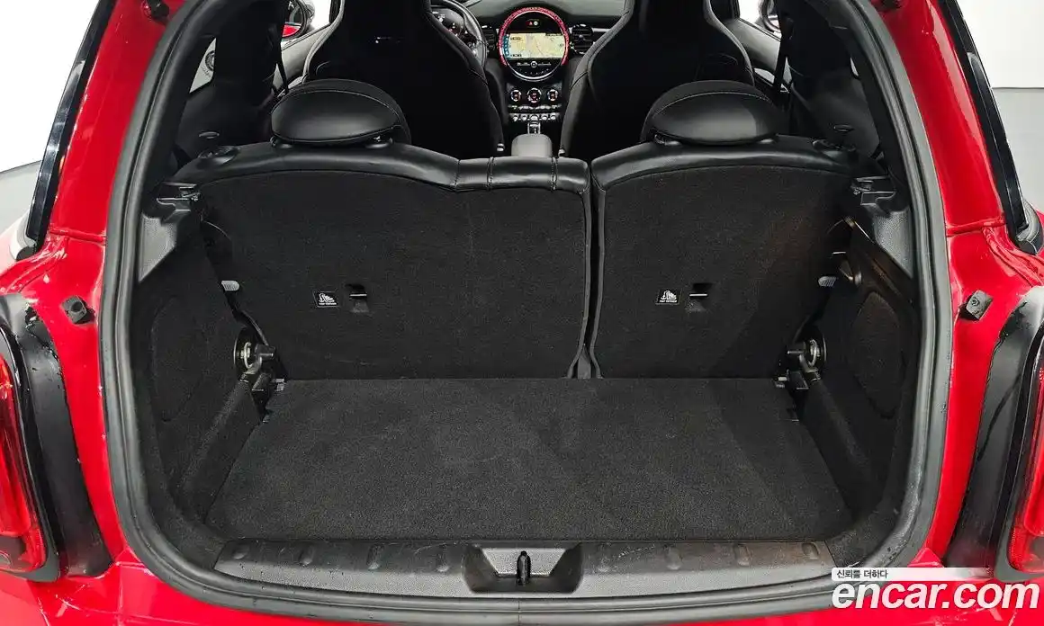 Mini Cooper 2022 2.0 Автомат в Москве № 198498, фото 11