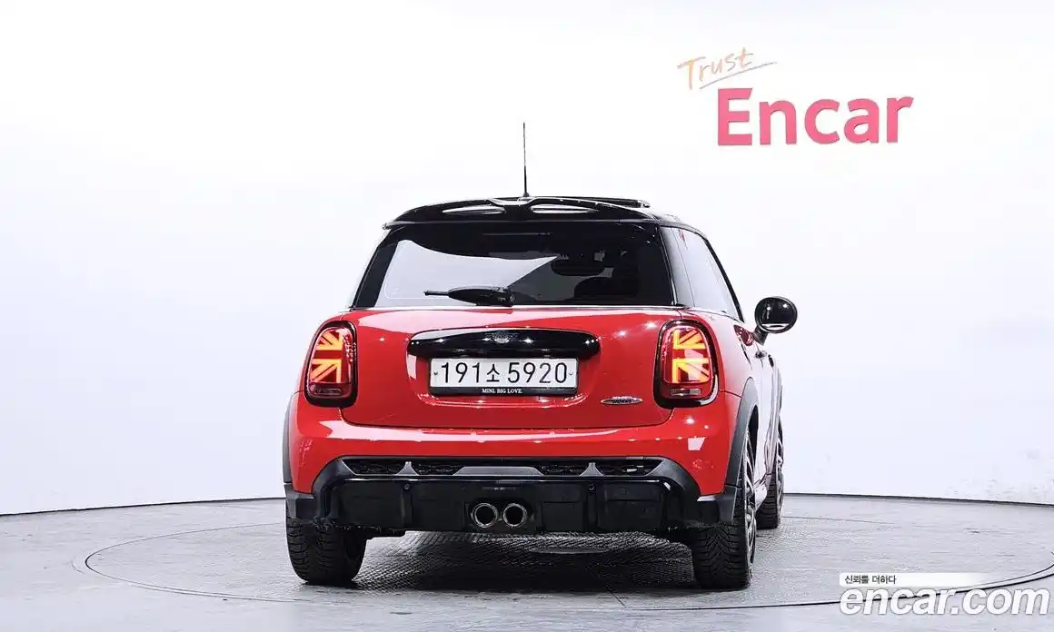 Mini Cooper 2022 2.0 Автомат в Москве № 198498, фото 14