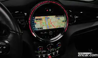 Mini Cooper 2022 2.0 Автомат в Москве № 198498, миниатюра 6