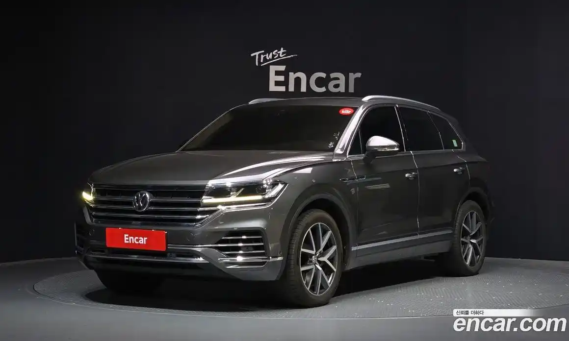 Volkswagen Touareg 2020 3.0 Автомат в Москве № 199186, фото 12