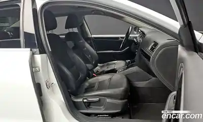 Volkswagen Jetta 2015 2.0 Автомат в Москве № 199309, миниатюра 11