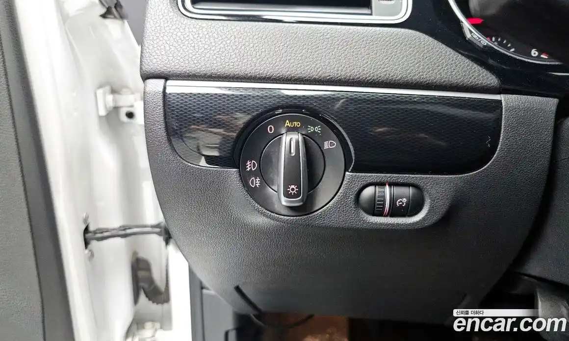 Volkswagen Jetta 2015 2.0 Автомат в Москве № 199309, фото 12