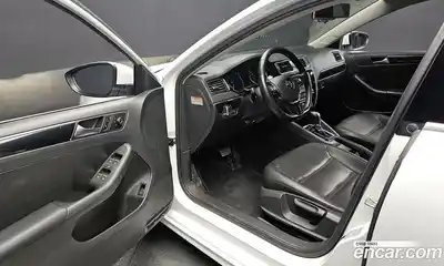Volkswagen Jetta 2015 2.0 Автомат в Москве № 199309, миниатюра 5
