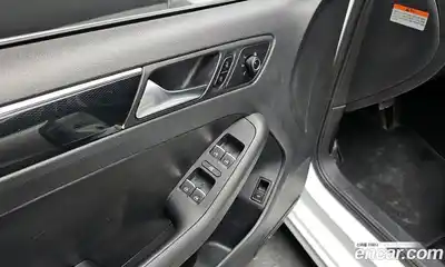 Volkswagen Jetta 2015 2.0 Автомат в Москве № 199309, миниатюра 9