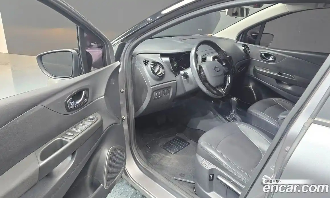 Renault QM3 2016 1.5 Автомат в Москве № 203972, фото 11