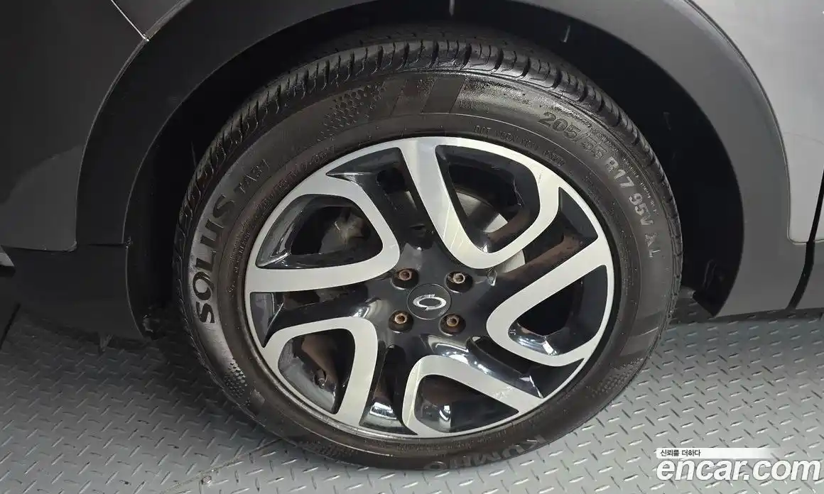 Renault QM3 2016 1.5 Автомат в Москве № 203972, фото 14