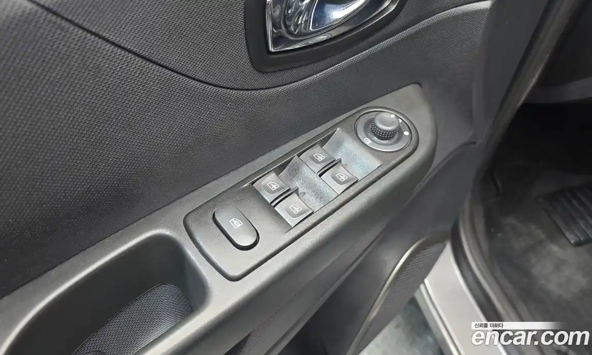 Renault QM3 2016 1.5 Автомат в Москве № 203972, фото 19