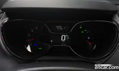 Renault QM3 2016 1.5 Автомат в Москве № 203972, миниатюра 2