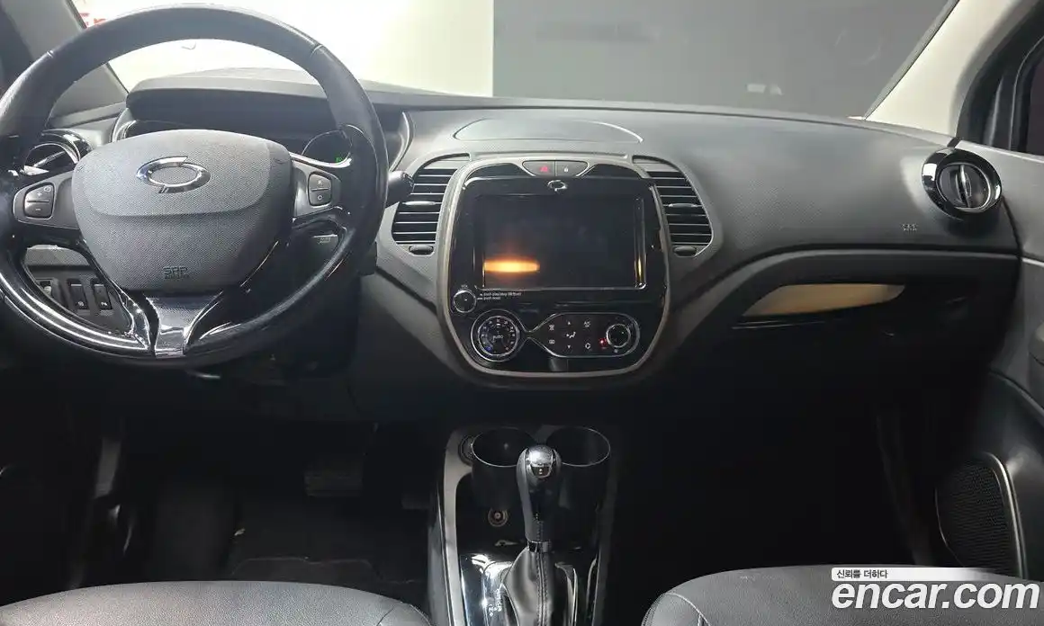 Renault QM3 2016 1.5 Автомат в Москве № 203972, фото 6