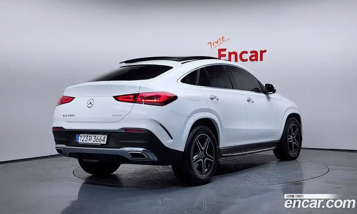 Mercedes-Benz GLE-Class 2021 2.9 Автомат в Москве № 204890, фото 2