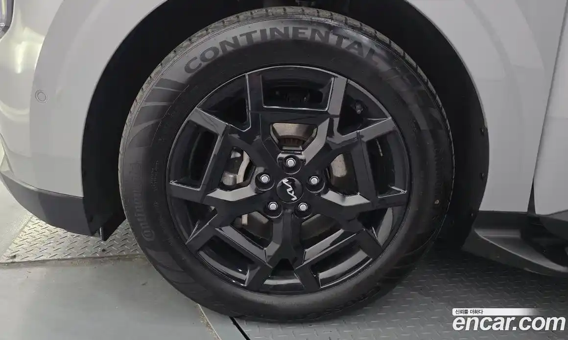 Kia Canival 2024 1.6 Автомат в Москве № 20738, фото 8