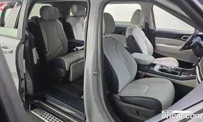 Kia Canival 2024 1.6 Автомат в Москве № 20738, миниатюра 9