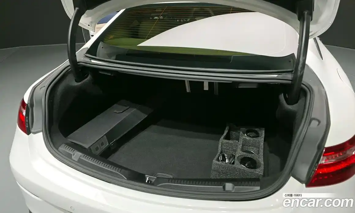 Mercedes-Benz E-Class 2018 1.9 Автомат в Москве № 212129, фото 12