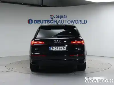 Audi Q7 2022 3.0 Автомат в Москве № 212324, миниатюра 4