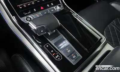 Audi Q7 2022 3.0 Автомат в Москве № 212325, миниатюра 7