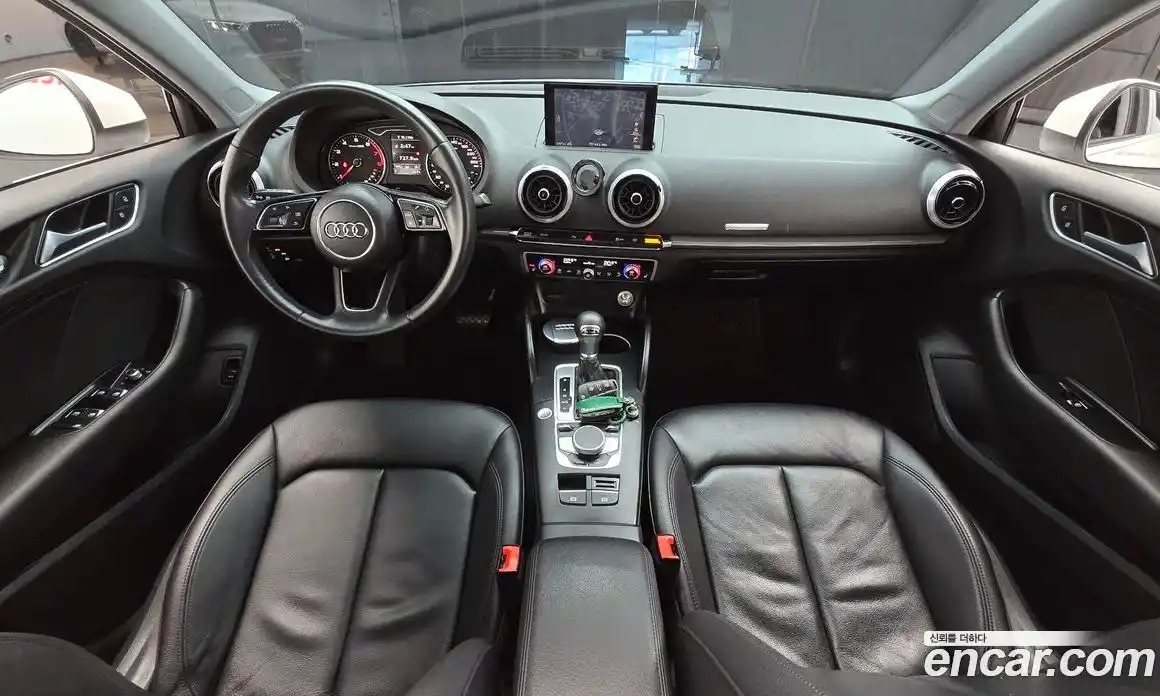 Audi A3 2018 2.0 Автомат в Москве № 212358, фото 19