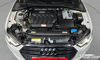 Audi A3 2018 2.0 Автомат в Москве № 212358, миниатюра 4