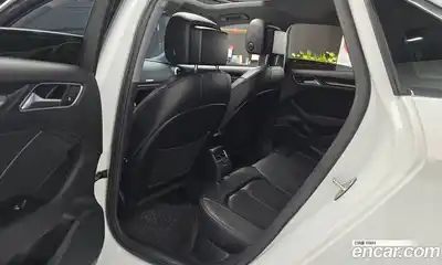 Audi A3 2018 2.0 Автомат в Москве № 212358, миниатюра 10