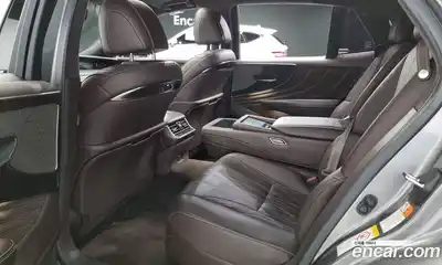 Lexus LS 2018 3.5 Автомат в Москве № 214708, миниатюра 3