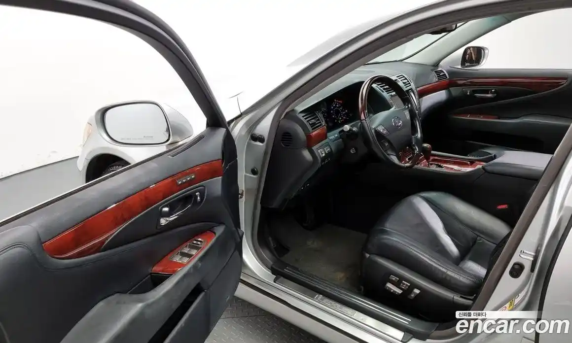 Lexus LS 2007 4.6 Автомат в Москве № 214716, фото 8