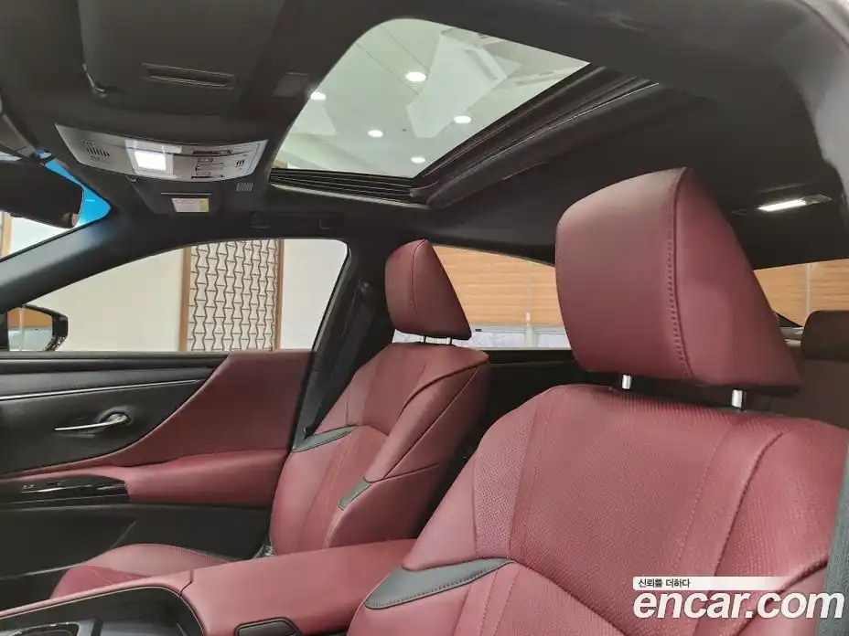 Lexus ES 2026 2.5 Вариатор в Москве № 214739, фото 8